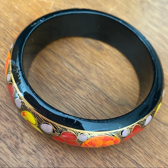 NWT Beautifully Hand Painted Red Orange & Gold Boho Wood Bracelet Bangle - Picture 6 of 9